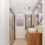 Newly Refurbished, Cosy & Modern Apartment In E17