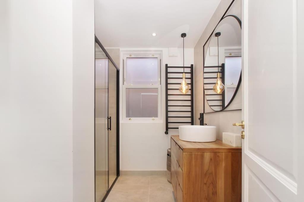 Newly Refurbished, Cosy & Modern In E17 Appartamento Londra